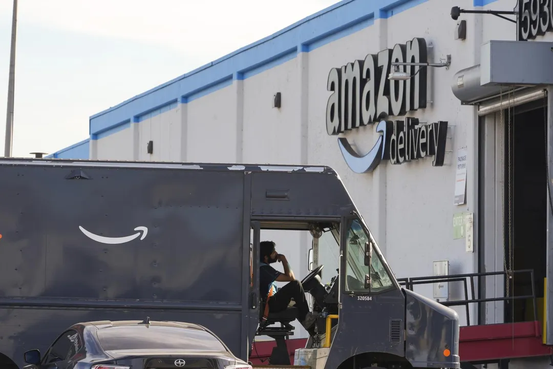 亞馬遜(Amazon)位於巴林的雲端設施遭到攻擊(圖/AP)