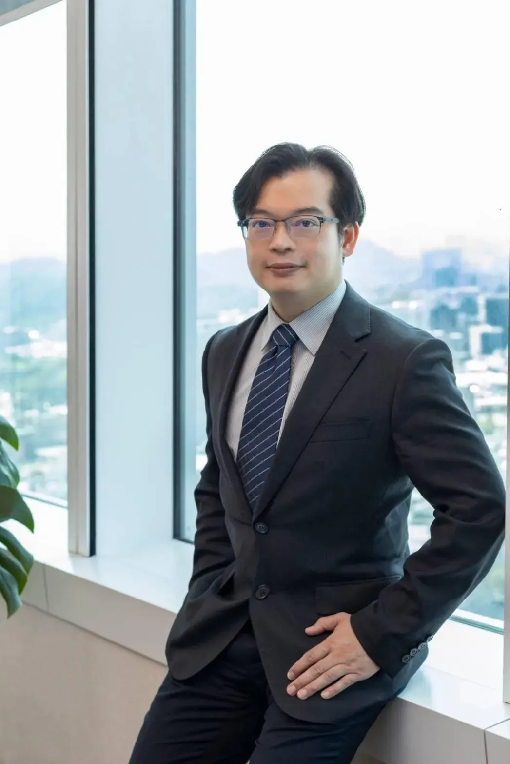 樺銳綠電董事長陳建宏表示未來將幫助企業達成減碳目標，並符合RE-100的承諾，提供的綠色能源以太陽能為主，提供多元化的綠電合作方案，長期綠電購電合約、再生能源憑證合作，以及彈性付款模式。（圖/樺銳綠電）