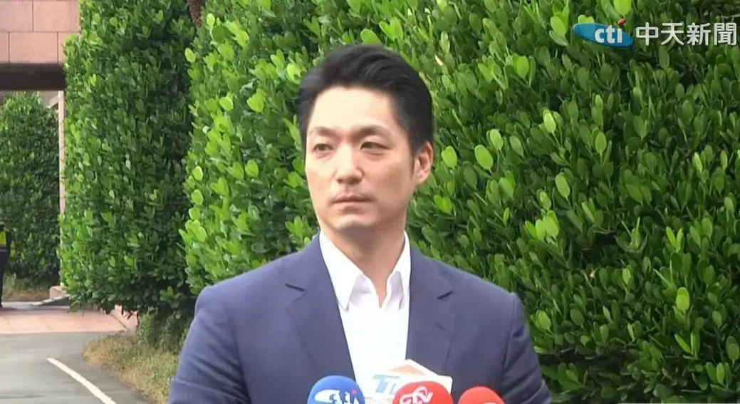台北市長蔣萬安今(26日)出席行政院院會。(圖/中天新聞)