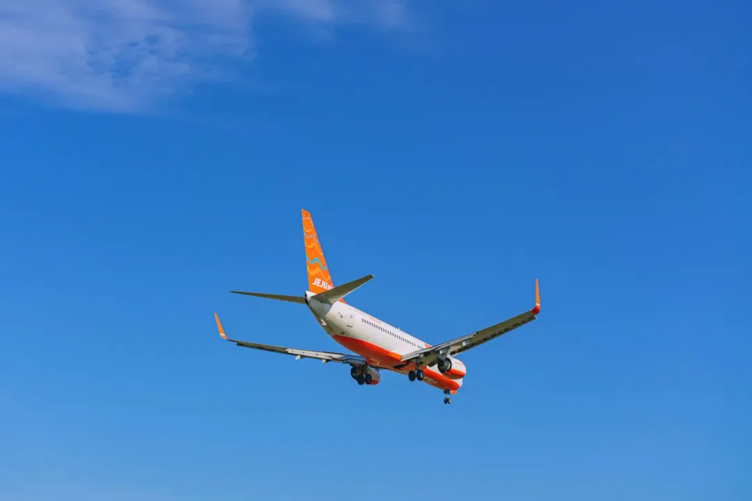 失事客機遭爆在事發前48小時內狂飛13次。（示意圖／翻攝Unsplash）