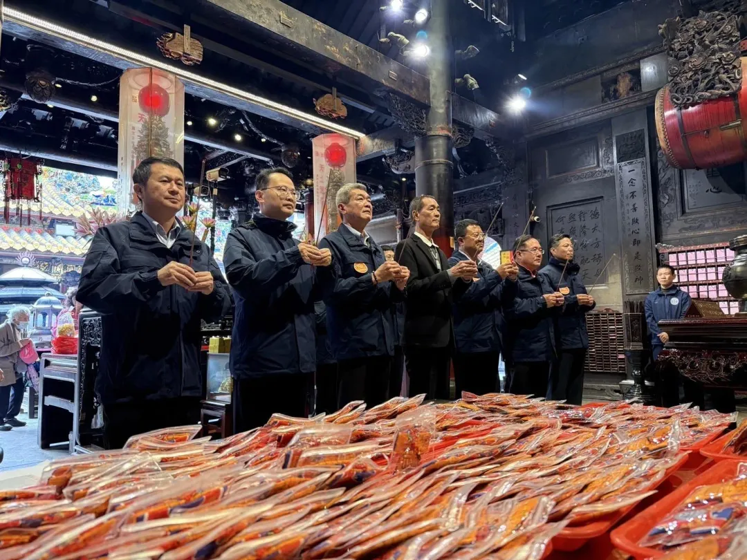中部分署設計「媽祖海巡小神衣御守」。（圖／海巡署中部分署提供）