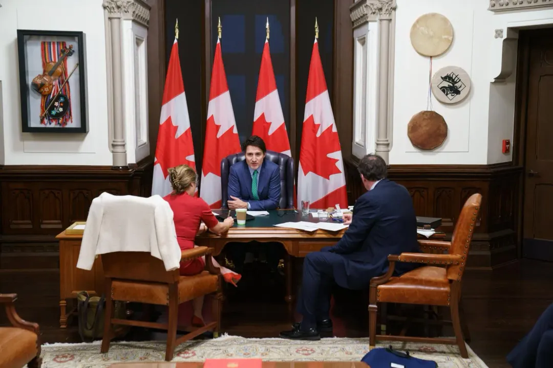 加拿大總理杜魯道（中）。（資料照／翻攝自X@JustinTrudeau）