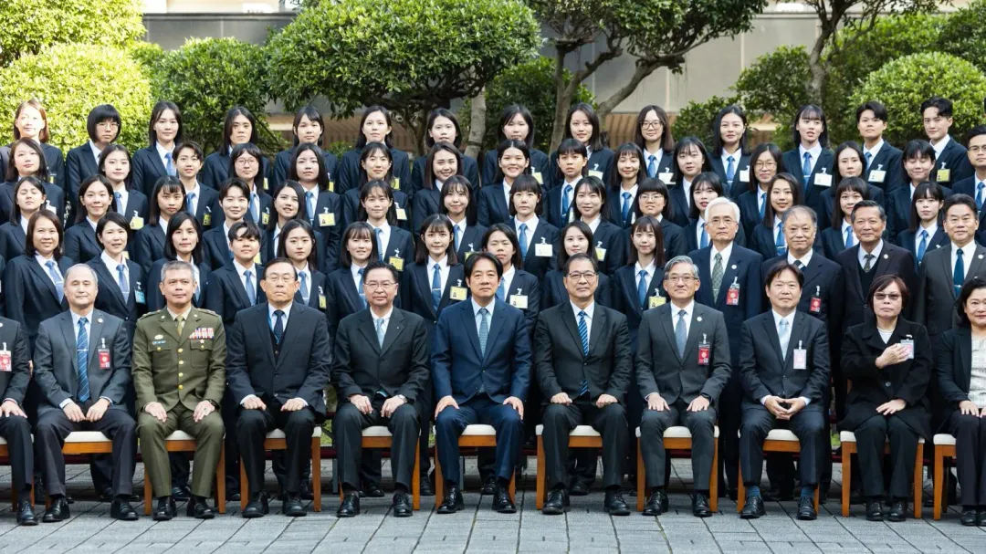 賴清德總統今（7）日上午出席「法務部調查局調查班第61期結業典禮」。(圖／總統府提供)