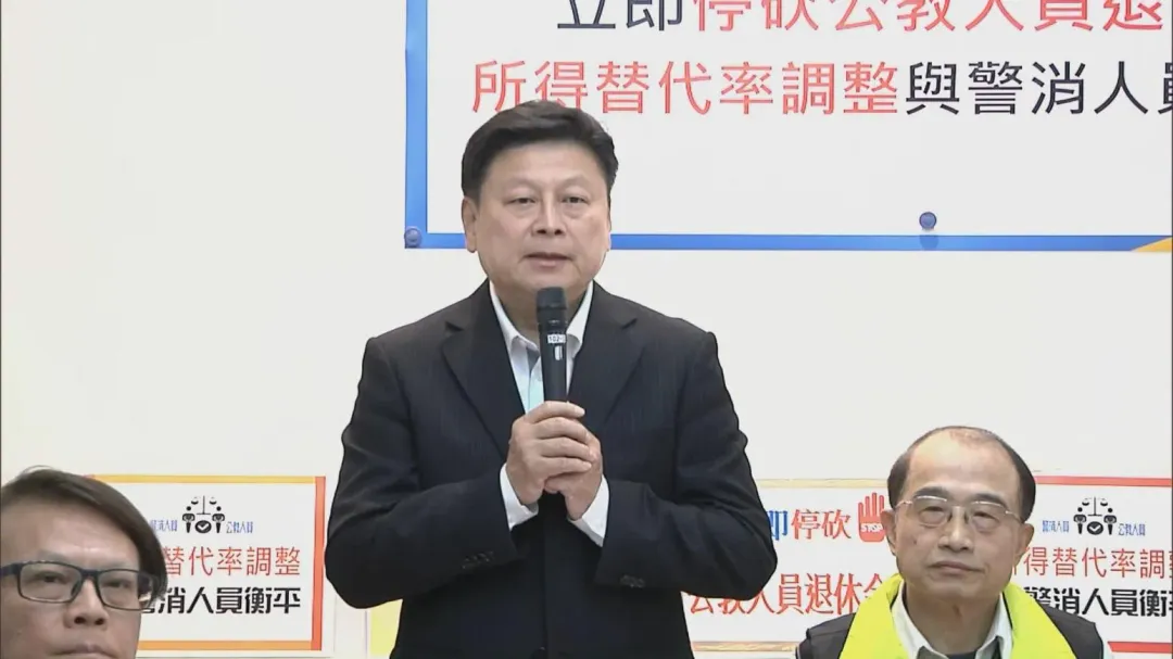 國民黨立委傅崐萁連任黨團總召。（圖／中天新聞）