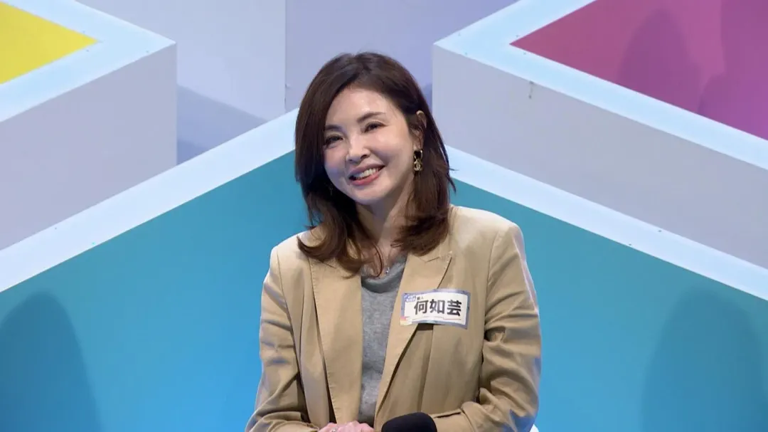 何如芸遭母親要求拜廟「換花換肚」。(圖/公視 提供)