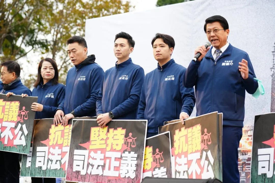 台中多個公民團體去年5月起發起罷免台中立委活動。(圖取自廖偉翔臉書)