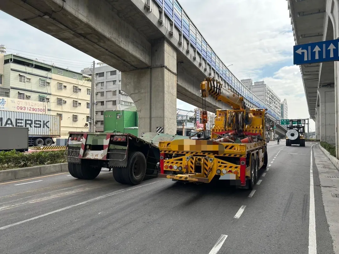 於上午11時30分現場排除完畢，交通恢復順暢。（圖／翻攝畫面）