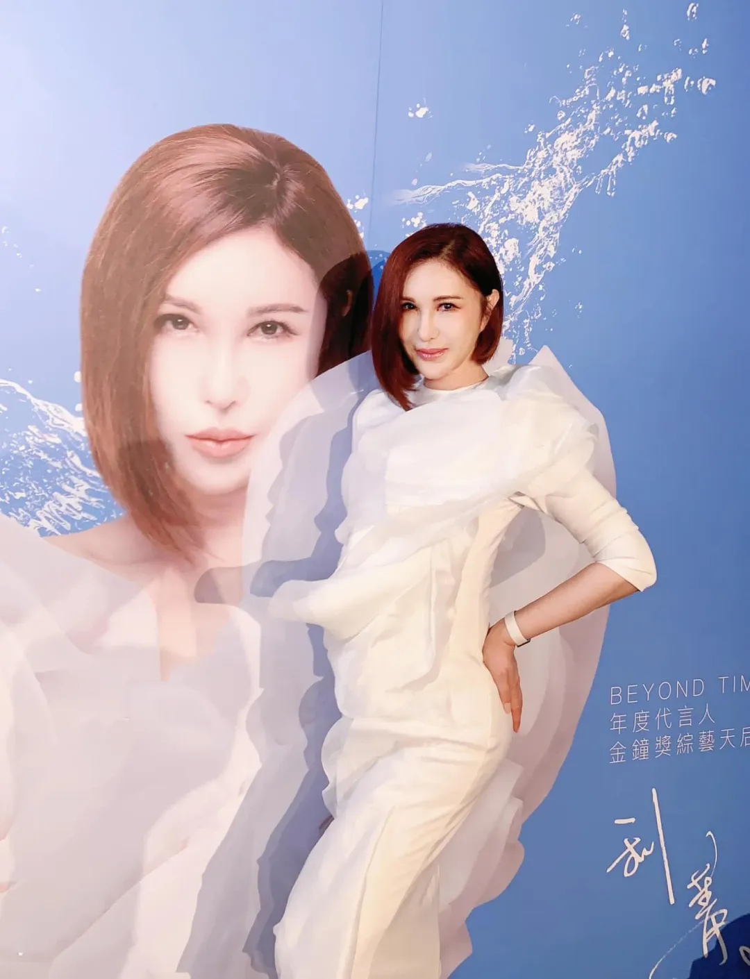 利菁受訪時意外脫口表示知道謝金燕孩子的生父，發現失言馬上和謝金燕道歉。（圖／翻攝自利菁臉書）