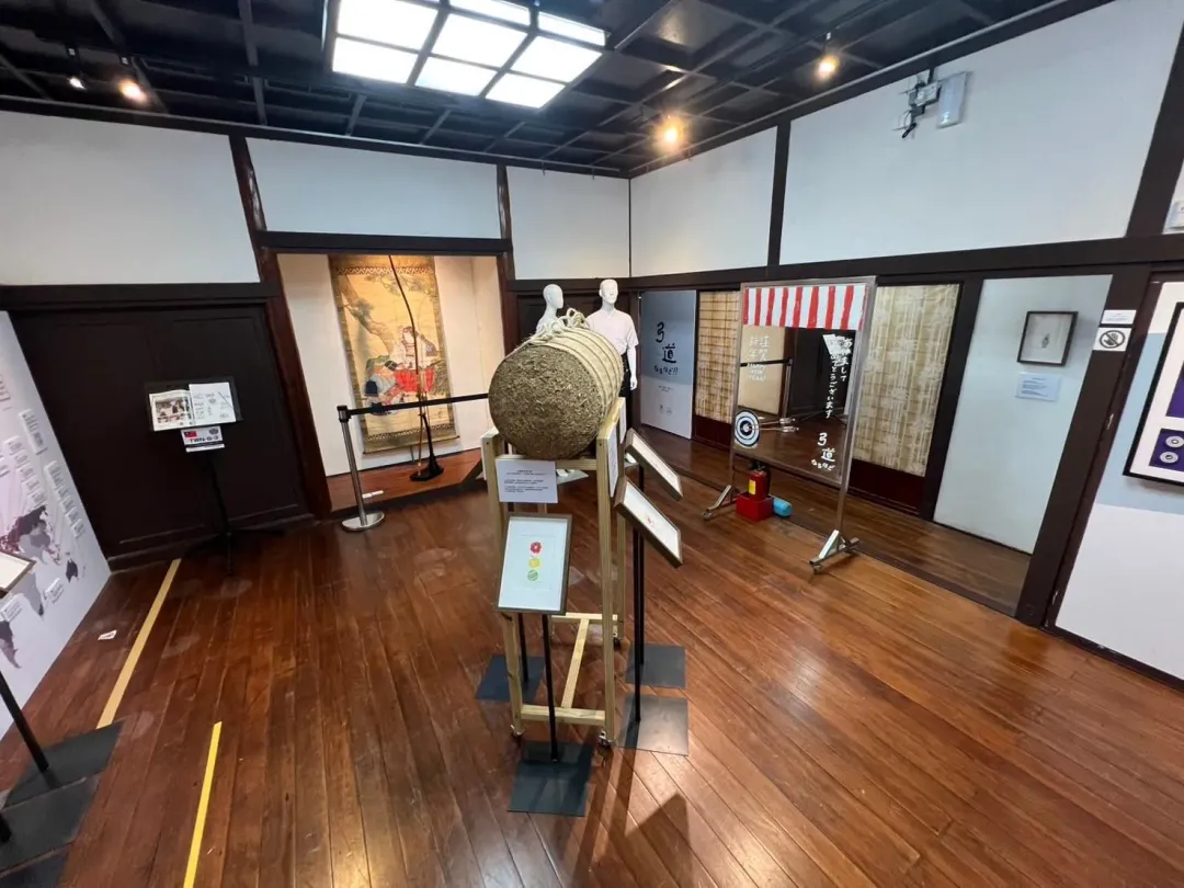 桃園忠烈祠暨神社文化園區。園區內的台灣弓道展。 （圖／中天倪鴻祥攝)