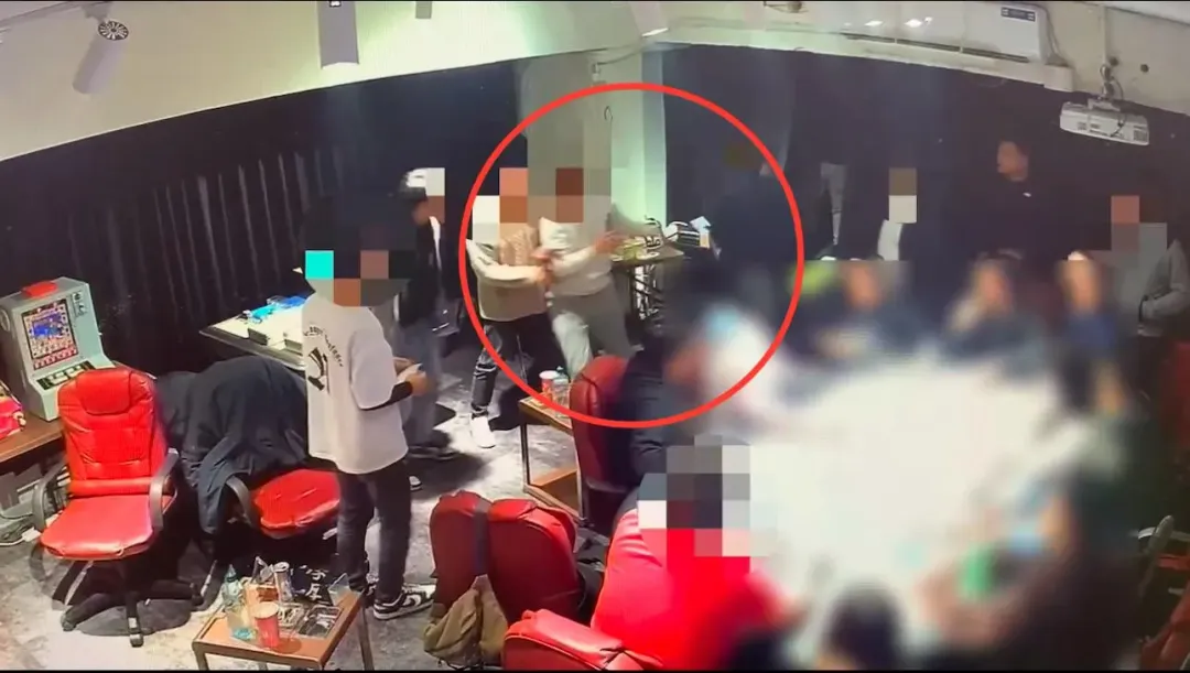 男子在賭場輸錢還被藉故恐嚇取財。(圖/翻攝畫面)
