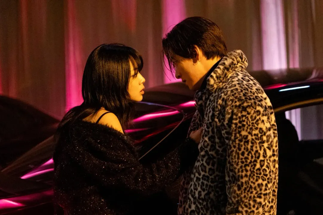 「打得最帥的男人」的池昌旭主演《江南B-Side》。（圖／Disney+提供）