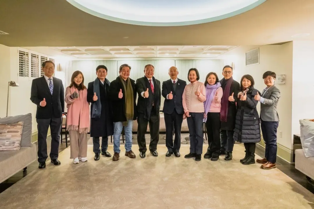 國民黨立委李彥秀（右四）日前隨同立法院長韓國瑜赴美參加川普總統就職典禮。（圖／取自韓國瑜臉書）
