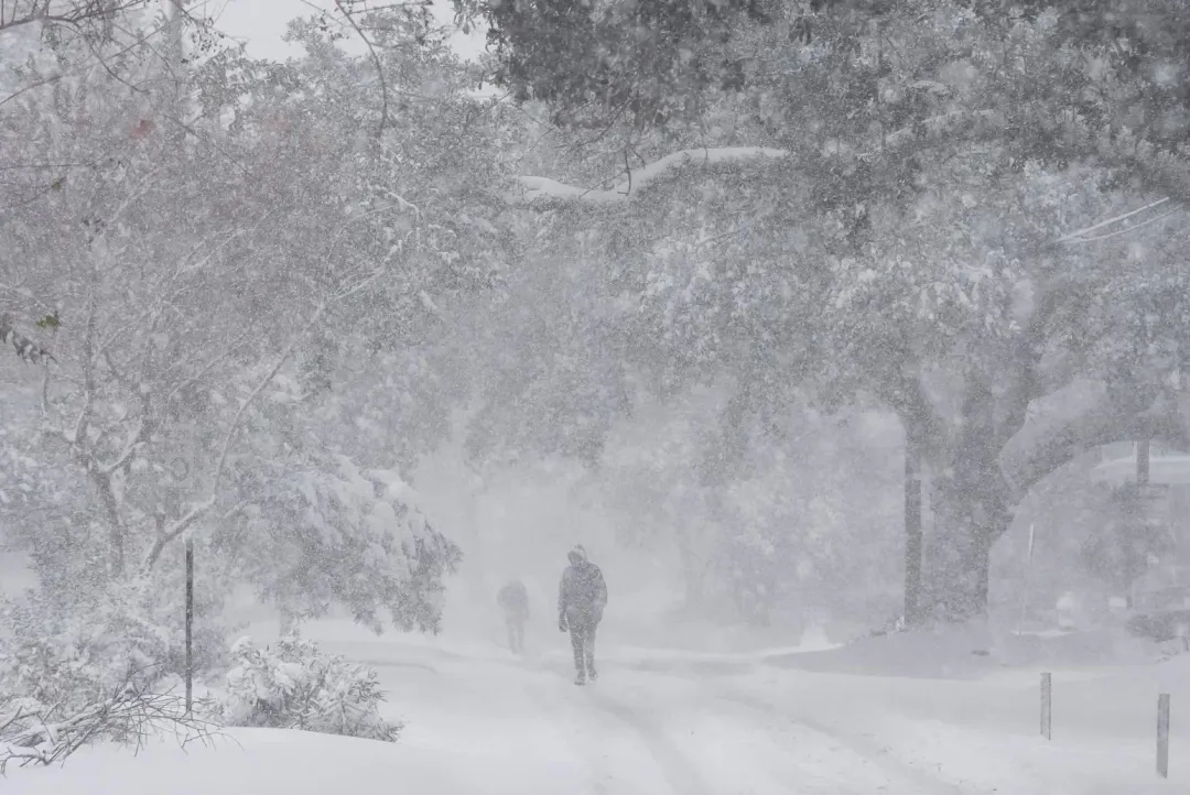 美國紐奧良降下破紀錄大雪。(圖/美聯社)