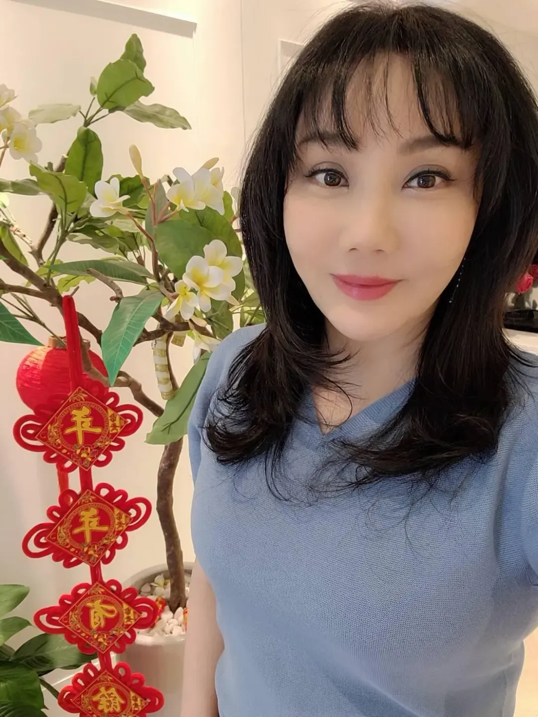 通靈命理師沈嶸。(圖/經紀人提供)