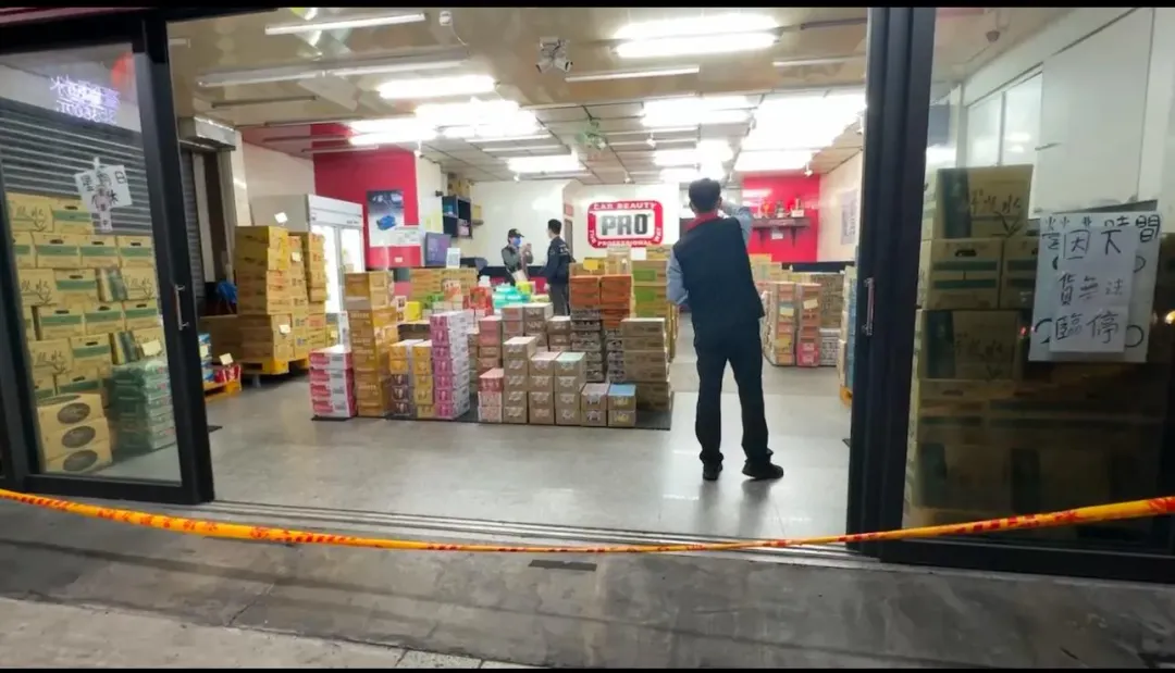 新竹警方封鎖現場進行採證。（圖／翻攝畫面）