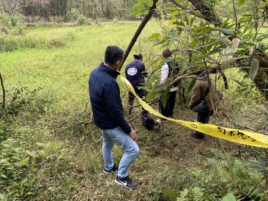 警方疑似在台北市士林區至善路巷內尋獲林葉亭爸爸。(圖/偵查隊提供)