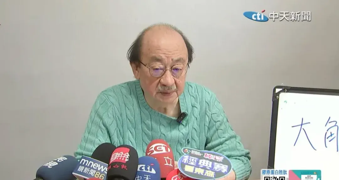 民進黨團總召建銘自爆早在一年前就準備發動罷免。(圖/中天新聞)