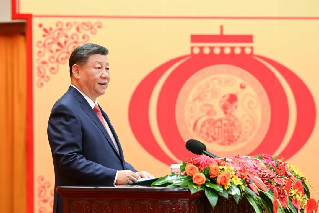 習近平在團拜會上發表講話。（圖／新華社）