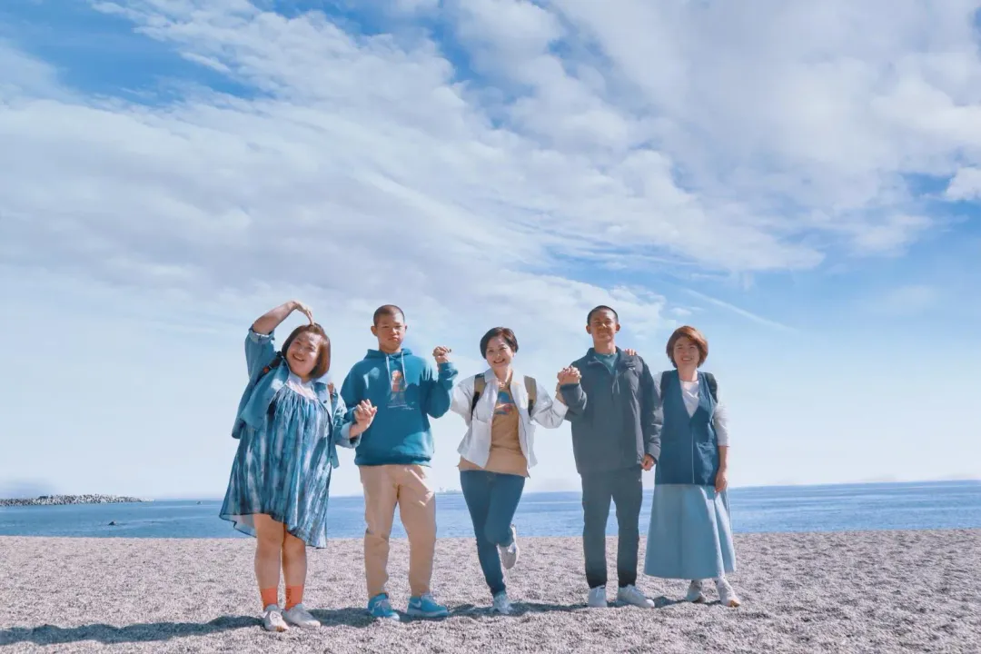 《老少女奇遇記2》拜訪了在日生活的台灣人。(圖/桂田文化藝術基金會、桂田文創提供)