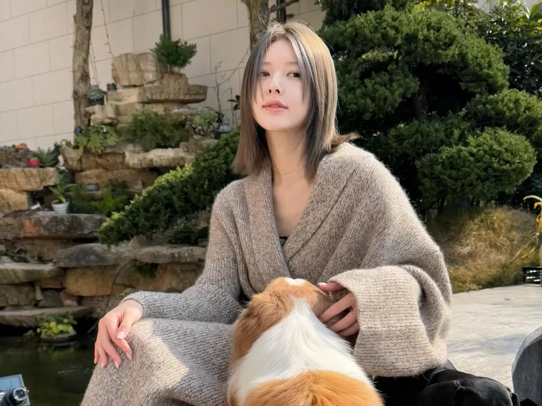 趙露思罹患神經系統疾病「失語症」。(圖/翻攝自趙露思 IG)