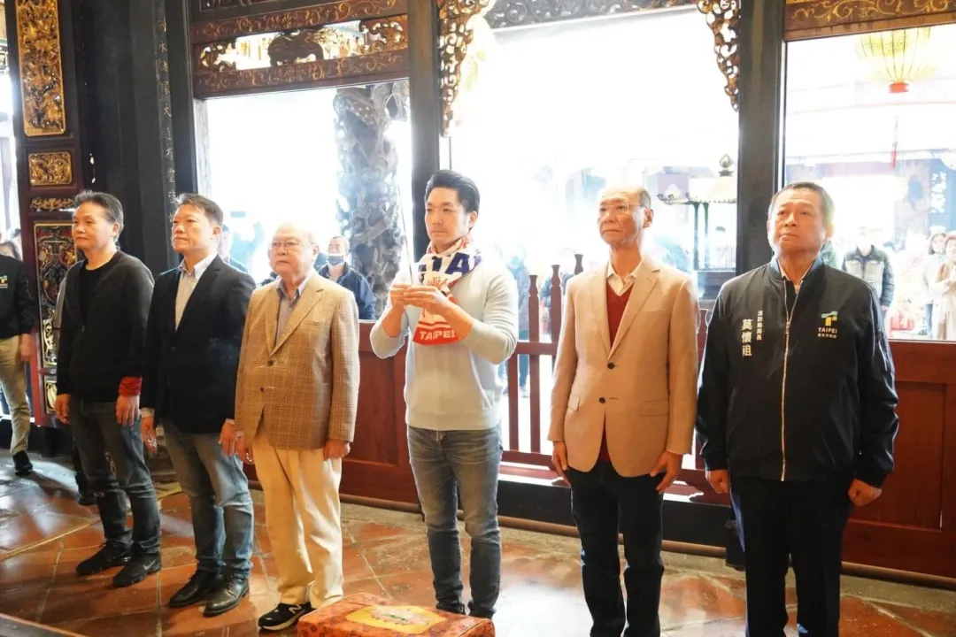台北市長蔣萬安赴保安宮參拜。（圖／台北市政府提供）