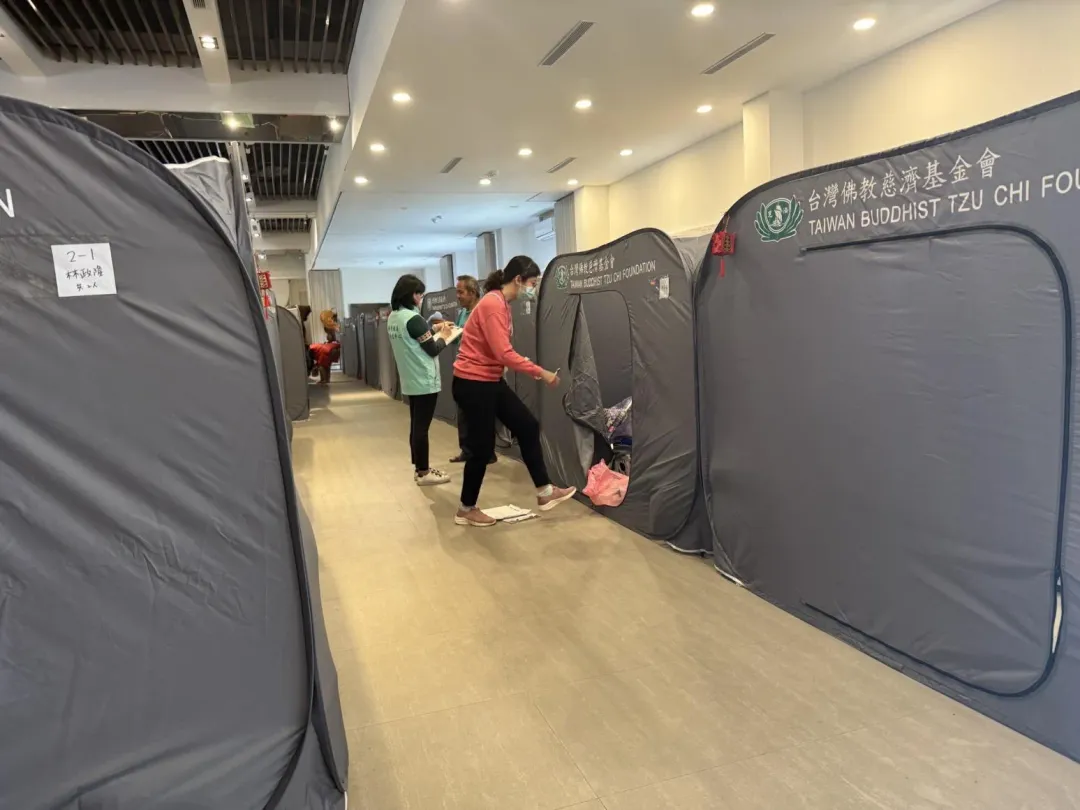 楠西區綠柏園收容所住著上百名受災戶。(圖/讀者提供)