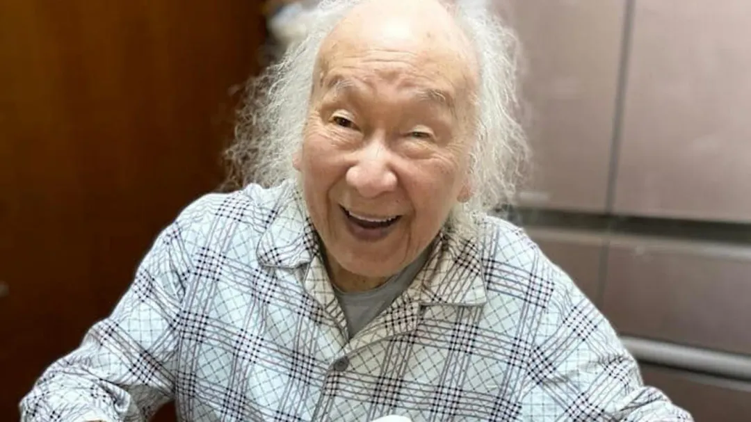 俞明年初七睡夢中離世，享年100歲。（圖／翻攝自臉書）