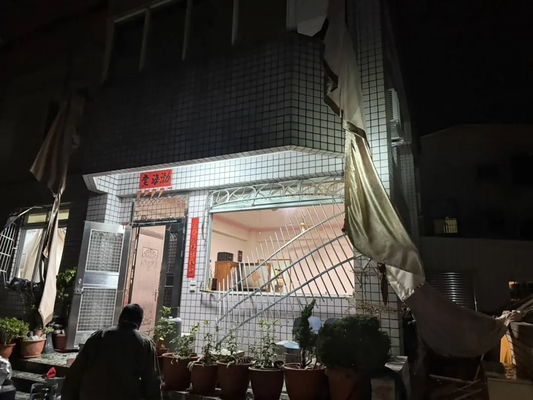 苗栗晚間驚傳氣爆。（圖／翻攝畫面）