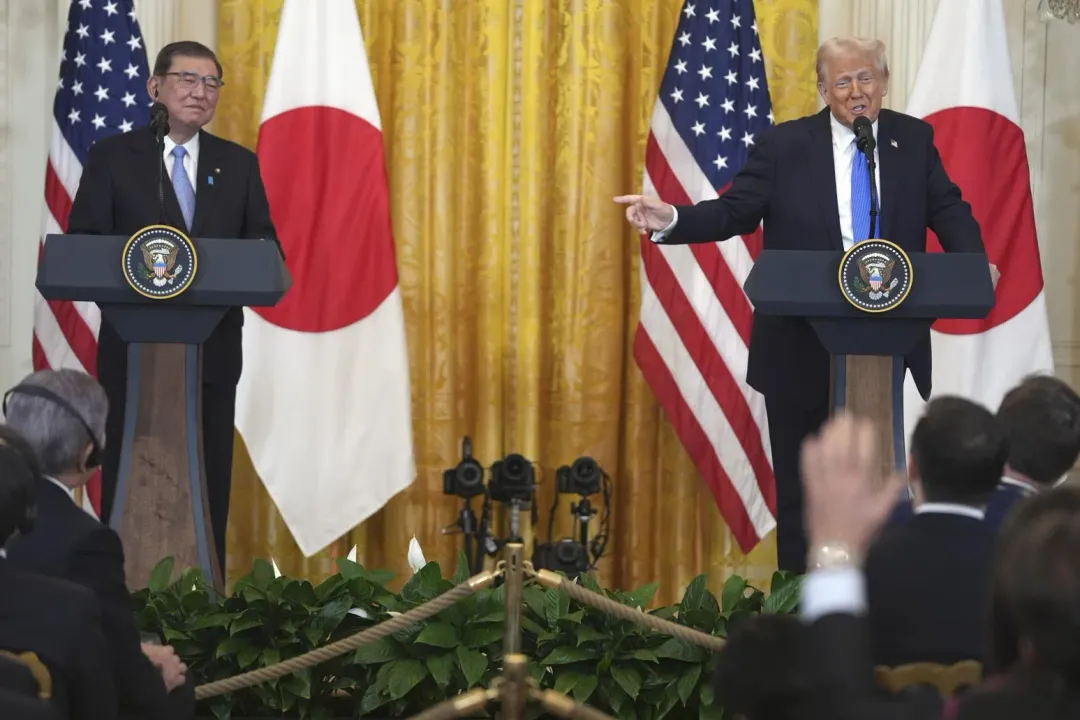 美國總統川普(右)和日本首相石破茂7日舉辦聯合記者會。(資料照/美聯社)