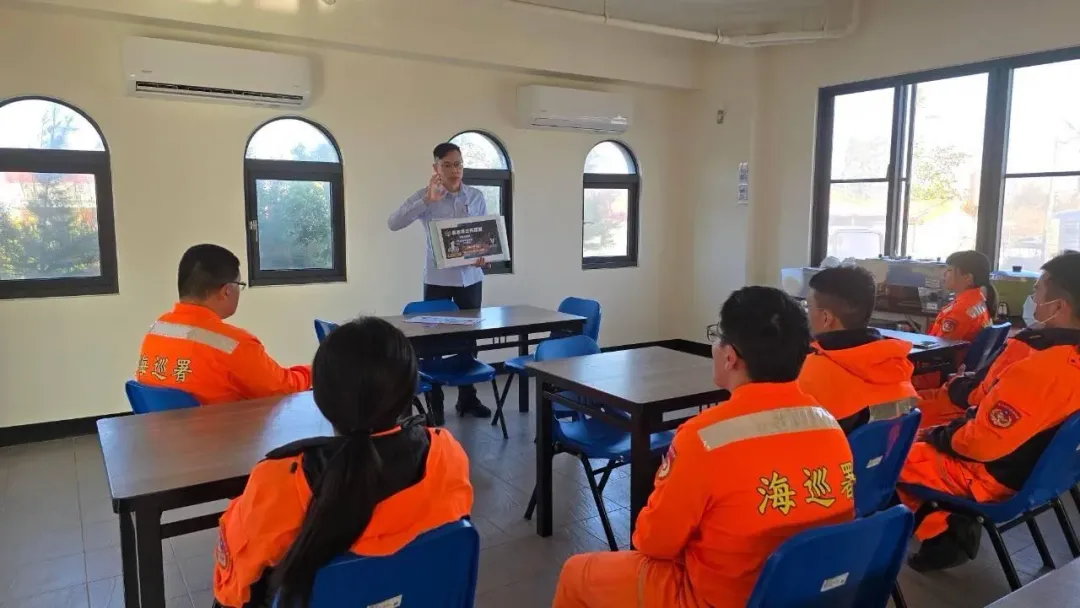 海巡署宣導教育同仁提高保防意識及自我警覺性。(圖/海巡署提供)