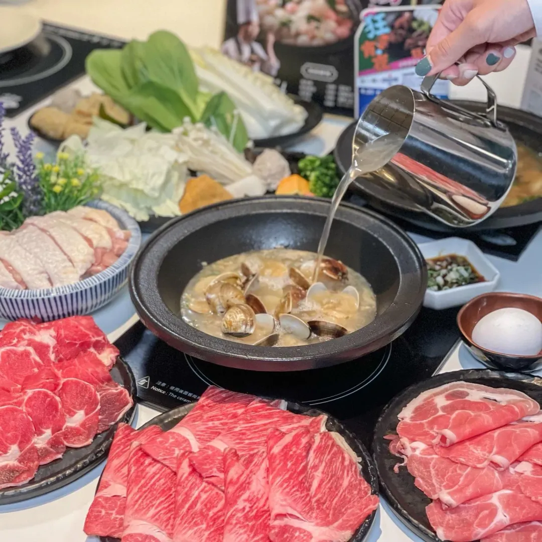 狂一鍋人氣飆升，聲量超越築間、石二鍋。（圖／翻攝自狂一鍋臉書）