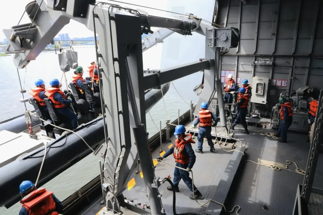中華民國海軍。(圖/擷取自中華民國海軍臉書)