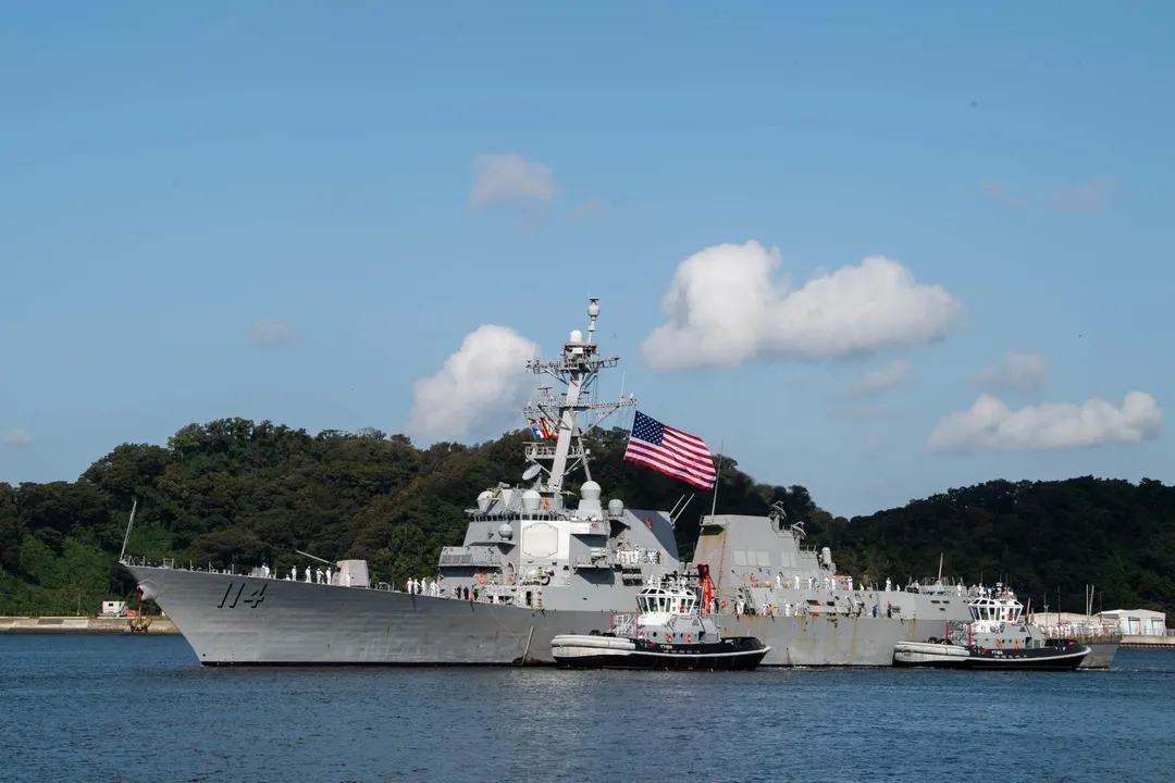 美軍勃克級驅逐艦；圖為強生號。(圖/美國海軍)