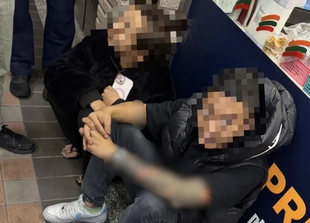 販毒鴛鴦遭警方面交活逮。（圖／翻攝畫面）