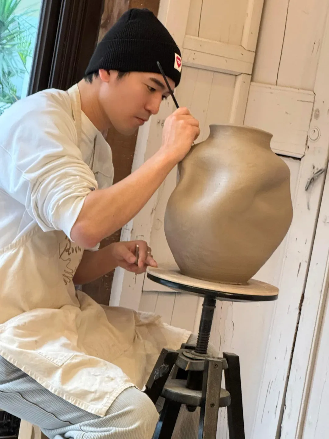 涂善存投入創作。(圖/佳葳娛樂提供)
