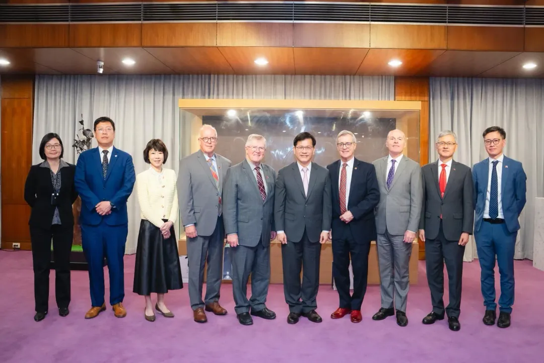 外交部長林佳龍接見加拿大國會跨黨派議員。（圖／翻攝自林佳龍臉書）