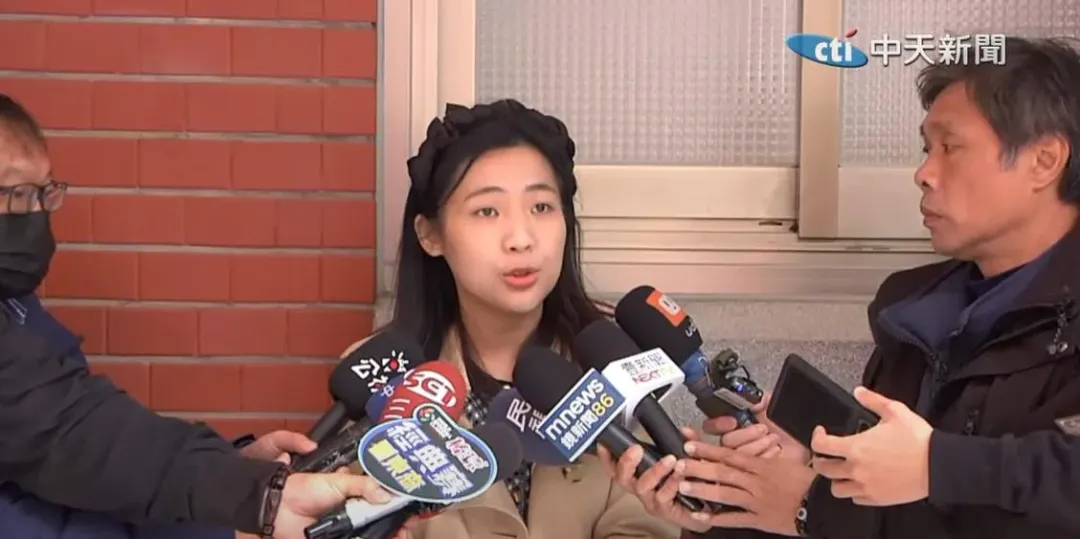 據傳綠營內部民調，同意罷免徐巧芯與不同意罷免僅差距0.4個百分點。（圖／中天新聞）