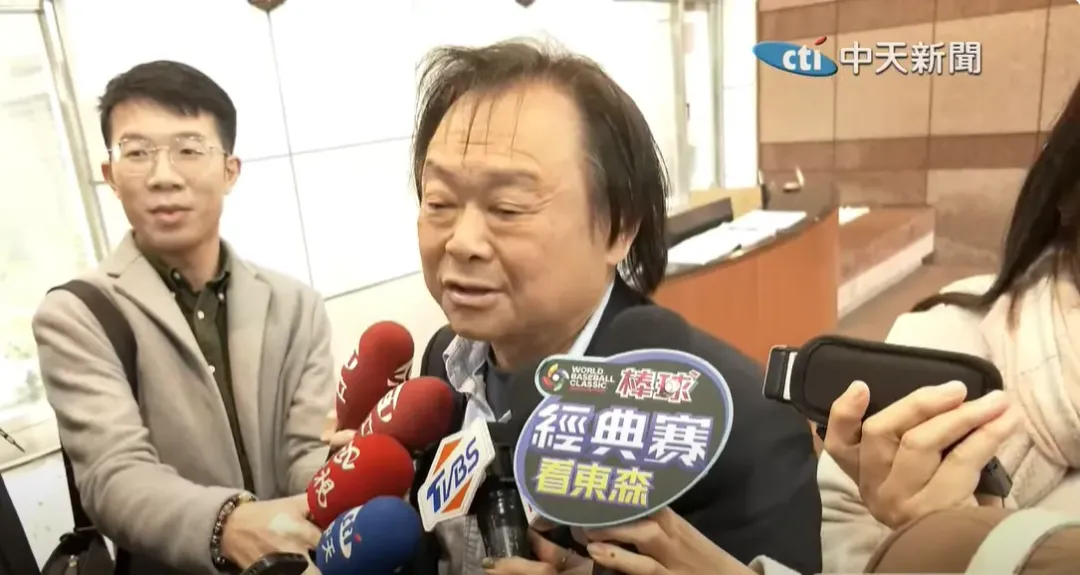 王世堅19日受訪。（圖／中天新聞）