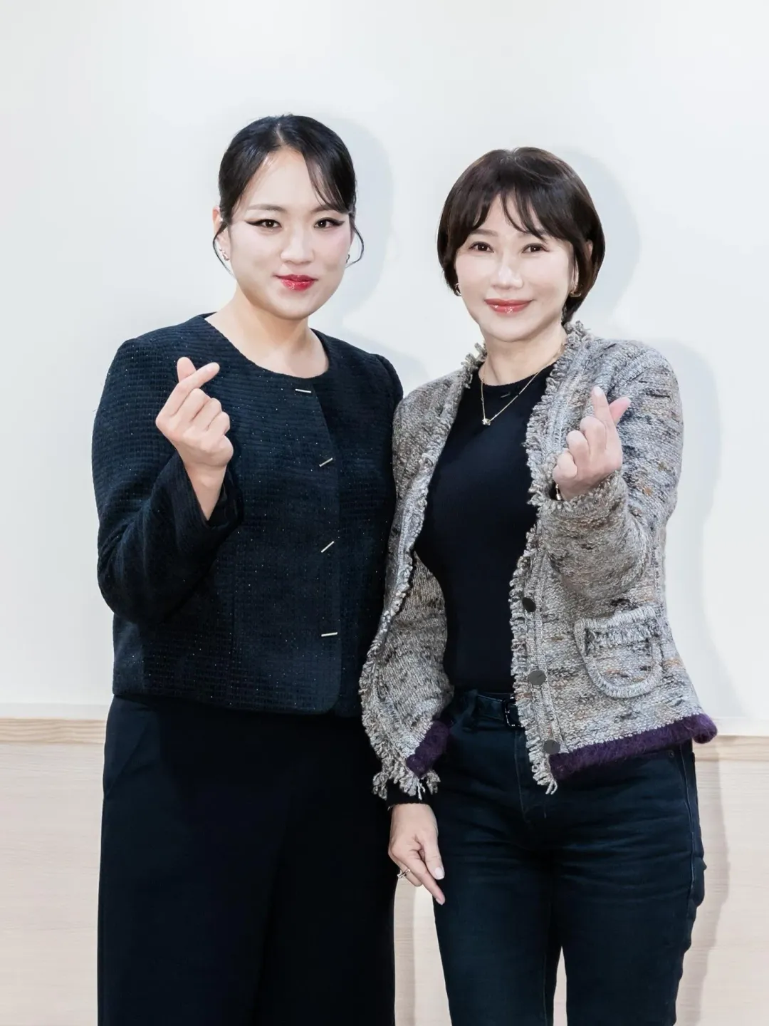 鄭智善與台灣經紀人。（圖／大浩娛樂行銷股份有限公司提供）