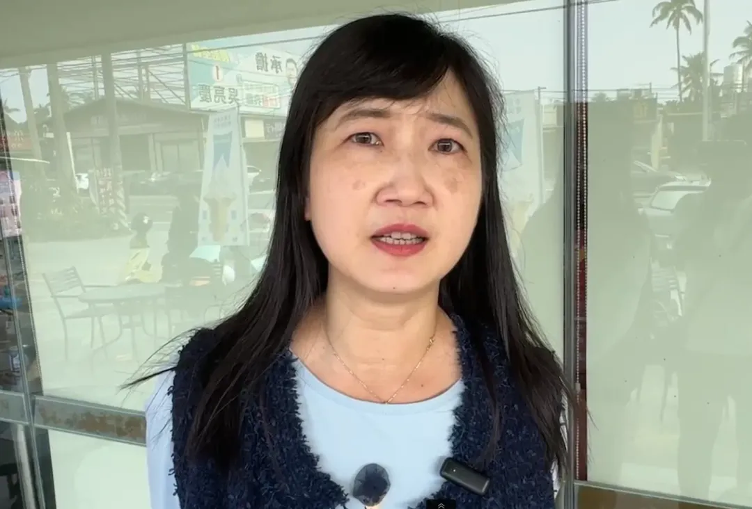 律師洪秀峯認為這隊討債花車遊走在法律邊緣，實際會否算是觸法，存在疑義。（圖／中天新聞）