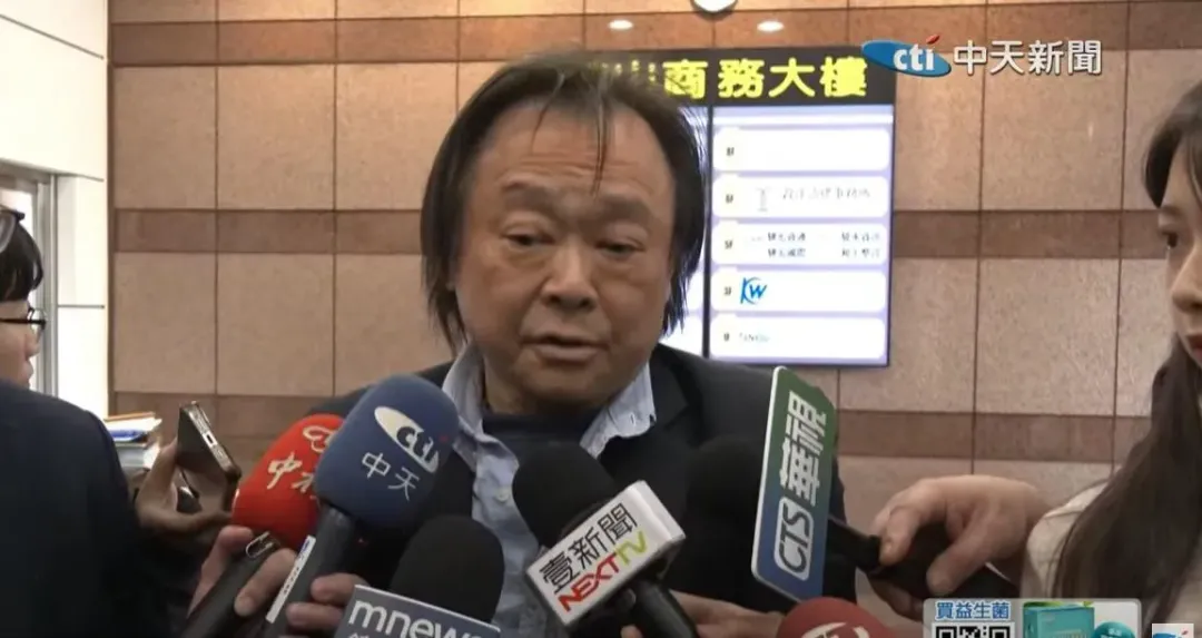 民進黨立委王世堅爆料黨內有出現改選召委的聲音(攝自中天新聞)
