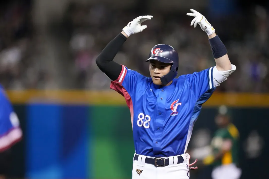 宋晟睿敲安上壘帶動攻勢。（圖／棒協提供）