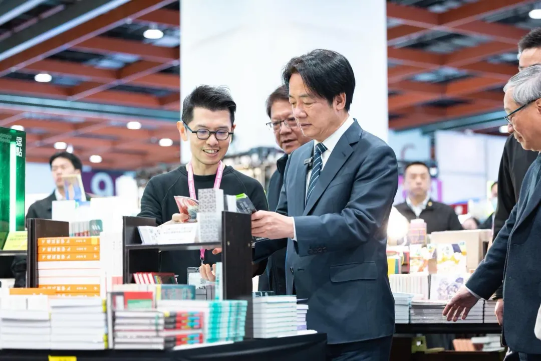 粉專「政客爽」直言，賴清德現在只會對抗跟他一切意見不合的人。（圖取自賴清德臉書）