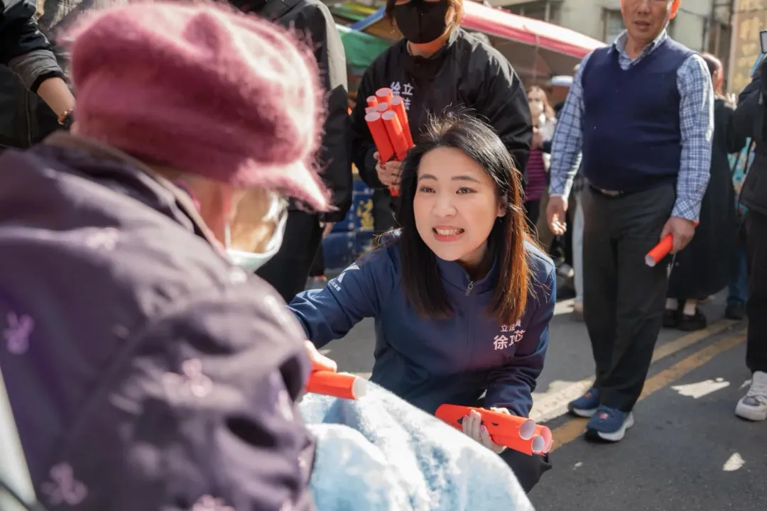 民進黨發動大罷免潮，其中國民黨立委徐巧芯是綠營罷免重要目標。（圖取自徐巧芯臉書）