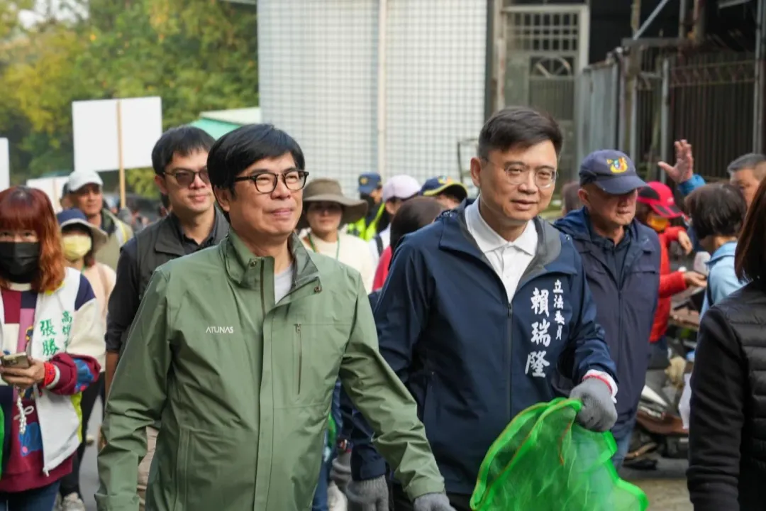 高雄市長陳其邁、立法委員賴瑞隆。(圖/擷取自賴瑞隆臉書)