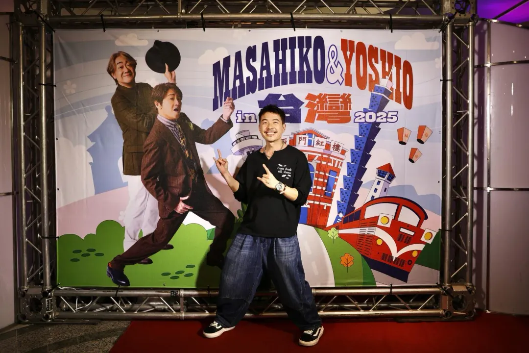 四分衛主唱陳如山開心到場觀看演唱會。(圖/重星音樂娛樂 提供)