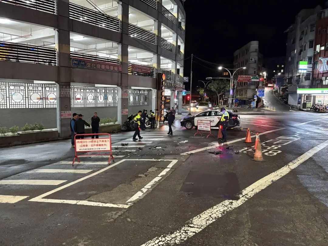 新北市淡水昨晚發生死亡車禍。（圖／警方提供）