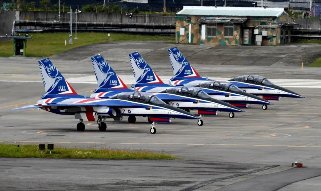 勇鷹號高教機在志航空軍基地復飛。(圖/空軍司令部)