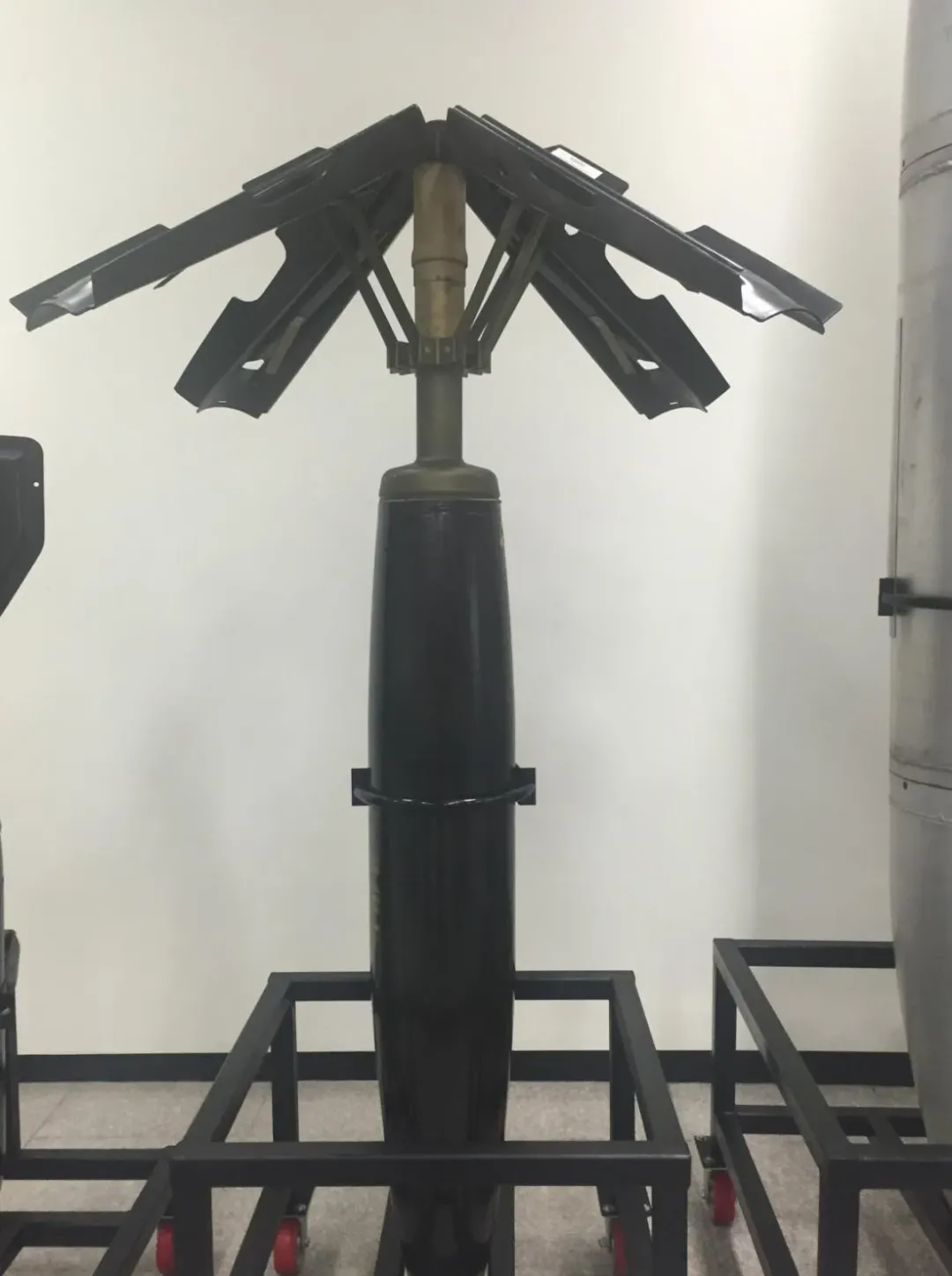 MK-82式500磅蛇眼炸彈。（圖／翻攝中華民國空軍官校官網）