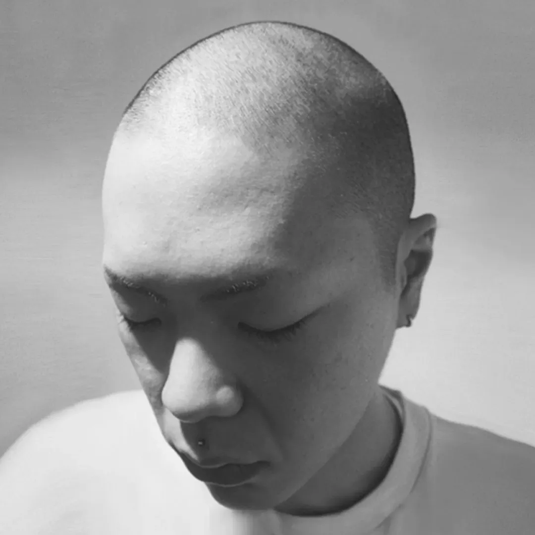 韓國樂團 HYUKOH 主唱吳赫OHHYUK。（圖／夕陽音樂提供）